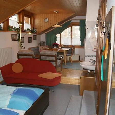 Gaestehaus Lackner Zimmer ホームステイ