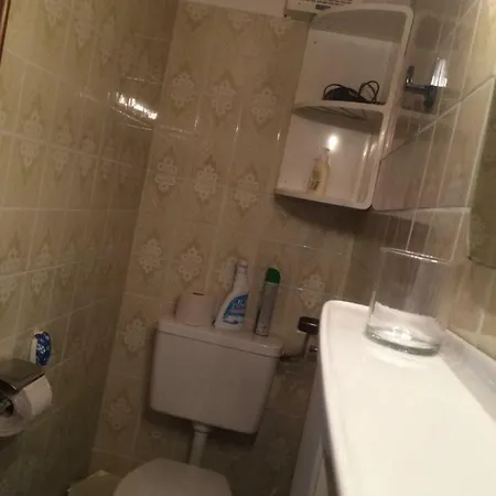 ホームステイ Gaestehaus Lackner Zimmer レンヴェーク